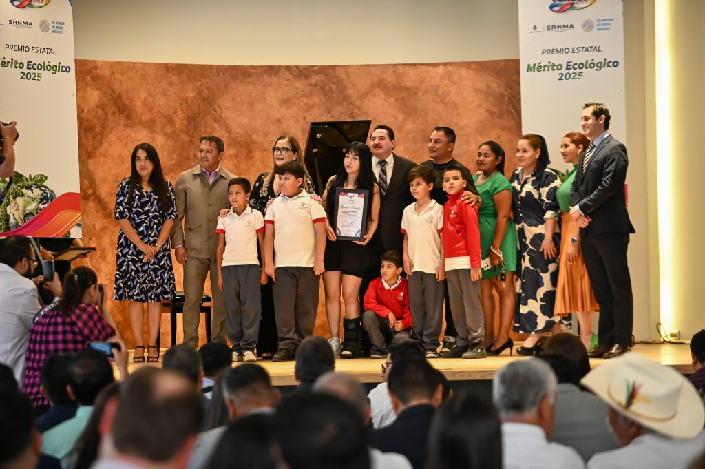 Gobierno del Estado reconoce con el Premio Estatal al Mérito Ecológico 2025 el compromiso ambiental de Durango